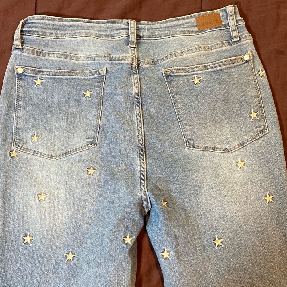 Skinny Fit Jeans by Judy Blue Brand. EUC! - Picture 16 of 16